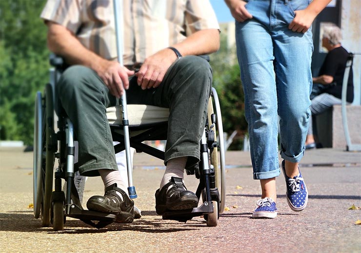 L’aide à domicile pour les personnes en situation de handicap